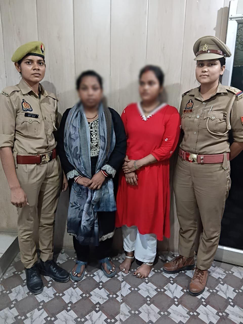 वाराणसी: चोरी की स्कूटी के साथ दो महिला आरोपी गिरफ्तार